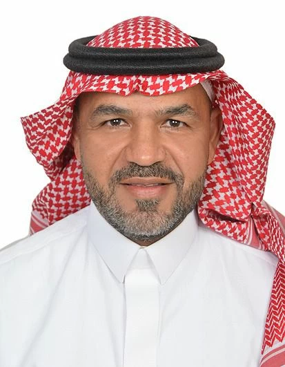 الدريهم ينال الدكتوراه في إدارة الأعمال