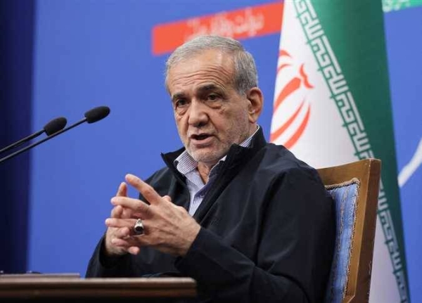 تقرير: الرئيس الإيراني قدم استقالته بسبب السيطرة الكاملة لقادة الحرس الثوري