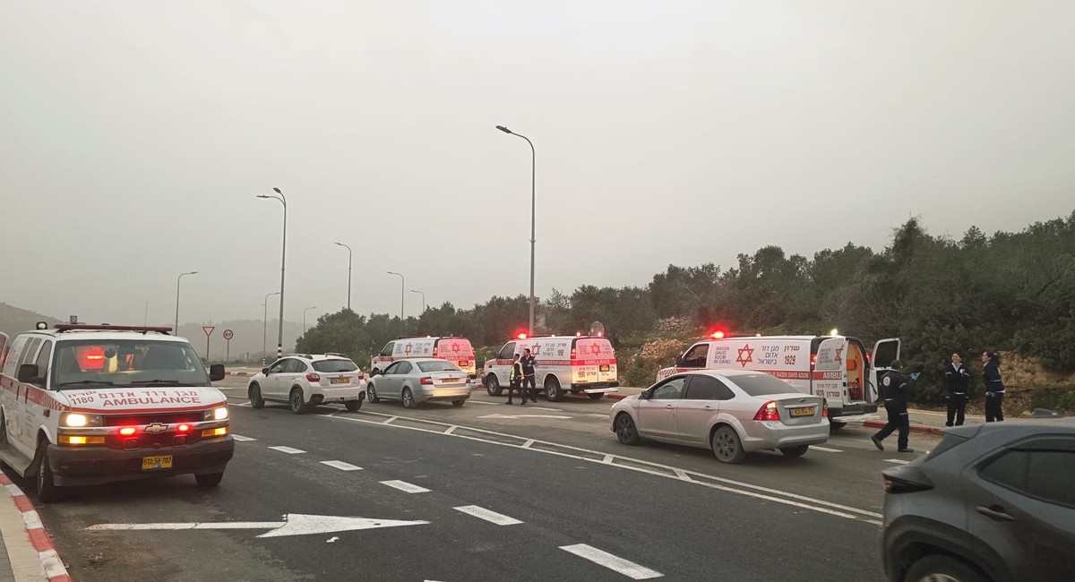 إطلاق نار في برطعة - الضفة الغربية: إصابة رجل (47 عامًا) بجراح متوسطة ونقله إلى مستشفى هيلل يافة