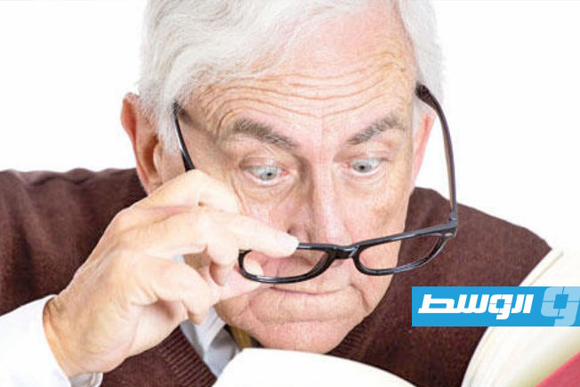شريحة دقيقة تعيد الأمل لمن فقدوا «الرؤية المركزية»