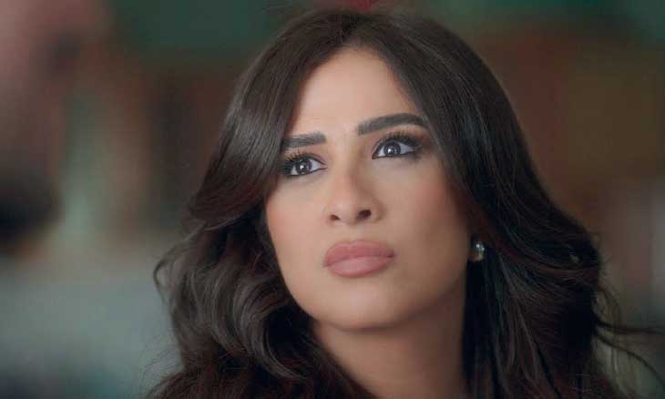 «خلي بالك من نفسك» يعيد ياسمين عبد العزيز إلى السينما