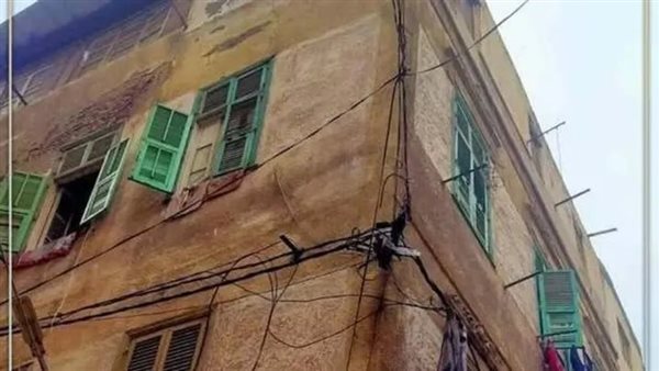 وفاة فتاة جراء انهيار سقف عقار عليها بسبب الأمطار الغزيرة في الإسكندرية