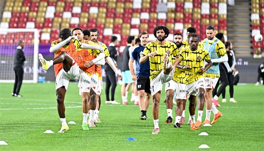 الجزيرة يواجه كلباء للاقتراب من المربع الذهبي