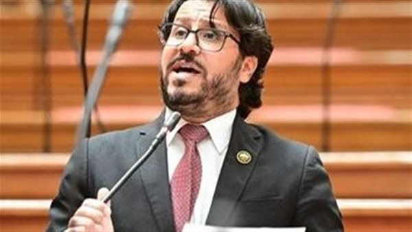 بعد نقلها خلال الانتخابات.. النائب أحمد بلال يطالب محافظ الغربية بإعادة مكنسة الطرق لحي المحلة