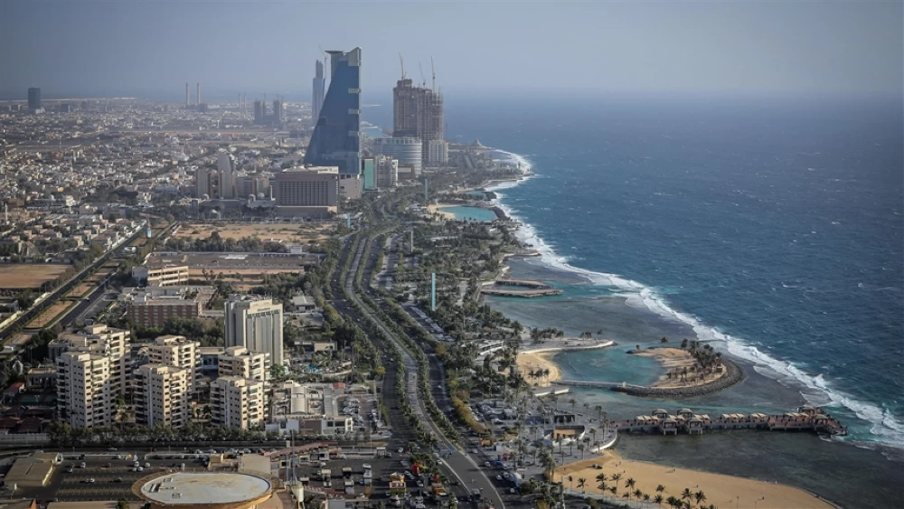 نهار جدة في 5 دقائق يتحول إلى ظلام بعد 500 يوم