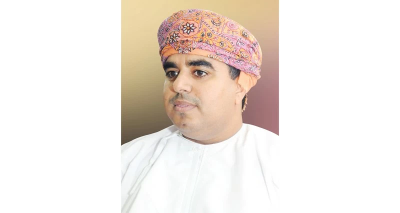 هل هلالك : أنا أكثر منك مالا