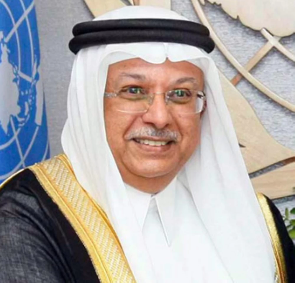 أهالي «العروس».. ينتظرون الأمين رقم 10