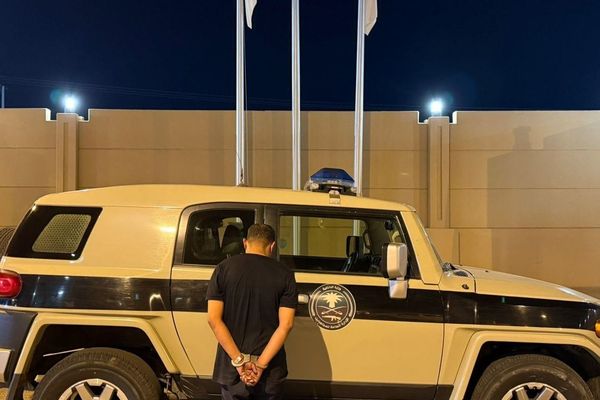 القبض على مواطن في جازان لنقله (4) مخالفين من الجنسية اليمنية
