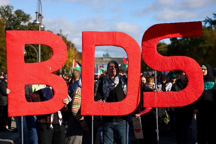 إسرائيل.. سجلّ يتراكم من العزلة السياسية وحكومة تقف مكتوفة الأيدي أمام BDS