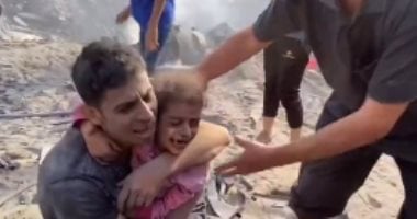 جيش الاحتلال يحرق عشرات المنازل والممتلكات شرق مخيم جباليا شمال غزة