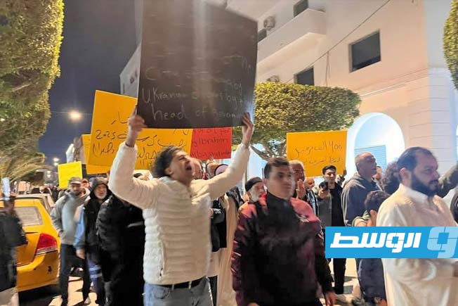 تظاهرة في طرابلس تندد بالغلاء والفساد وتطالب بحكومة موحدة والإسراع بالانتخابات