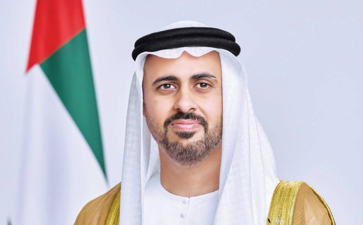 ذياب بن محمد: توفير بيئة رقمية آمنة للأطفال أولوية