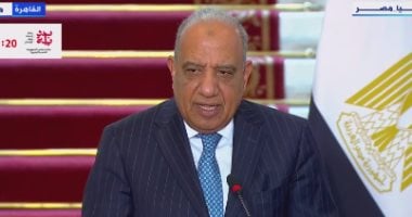 منورة بشمسها.. الطاقة المتجددة وبطاريات التخزين سبيل الكهرباء لمواجهة زيادة الأحمال خلال الصيف.. 3 آلاف ميجا واط من الشمس.. و1100 ميجا بنظام التخزين لأول مرة بالشبكة المصرية.. وإجراءات عاجلة لخفض استخ