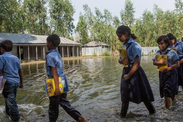 اليونيسف: مليارات الأطفال مهددون بمخاطر مناخية متزايدة