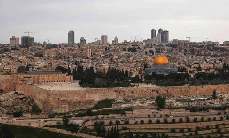 وزير إسرائيلي يقتحم “الأقصى” عشية ذكرى احتلال القدس- (صورة)