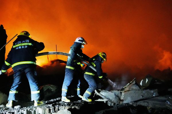 انفجار بمصنع ألعاب نارية في الصين يودي بحياة 21