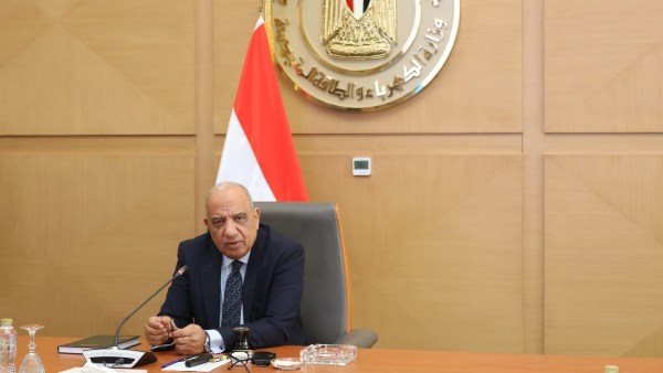 وزير الكهرباء: لا تهاون في حق المواطن.. وخطة محكمة لضمان استقرار التيار خلال رمضان والصيف