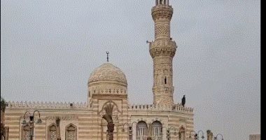 إزالة كوبرى السيدة عائشة المعدنى فى وقت قياسى قبل الموعد المحدد