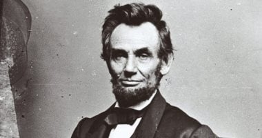 الولايات المتحدة تحتفى بيوم الرؤساء.. وقصة تكريم أول رئيس لأمريكا