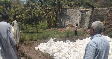إزالة 10 حالات تعد وفك شدات خشبية فى حملات مكثفة بنجع حمادى بقنا