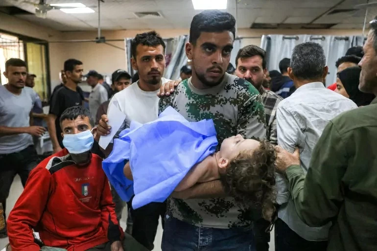 غارة إسرائيلية تقتل 5 فلسطينيين في غزة