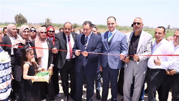 محافظ دمياط يفتتح محطة رفع صرف صحي كرم ورزوق