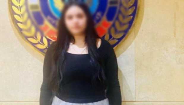 ضبط صانعة محتوى لنشرها مقاطع فيديو خادشة للحياء
