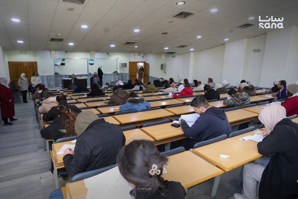 53 طالباً يتقدمون لامتحان اللغة الأجنبية للقيد في درجة الماجستير بجامعة حمص