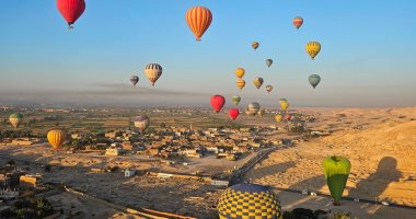 إلغاء تحليق رحلات البالون الطائر في سماء الأقصر لسوء الأحوال الجوية