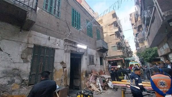 ننشر أسماء ضحايا العقار المنهار بمحرم بك في الإسكندرية