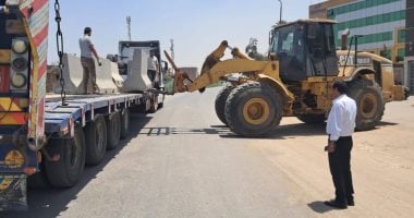 تركيب حواجز على جانبى ترعة المريوطية فى أبو النمرس