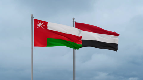 شكر يمني لسلطنة عمان بعد إنقاذ 23 يمنياً على متن قارب تعرض لعطل فني قبالة سواحل المهرة