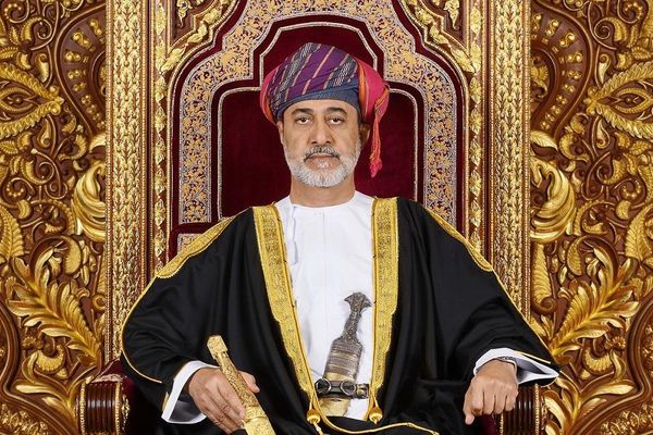 جلالةُ السُّلطان المعظم يتلقّى دعوةً خطيّةً من الملك تشارلز الثالث لزيارةِ دولةٍ للمملكة المُتّحدة