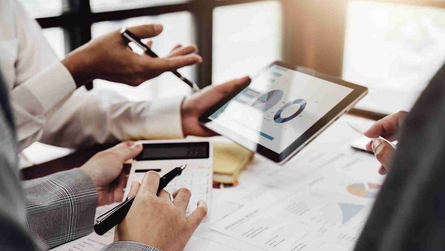 صدمة الحرب تقتضي استجابة مالية عالمية منضبطة