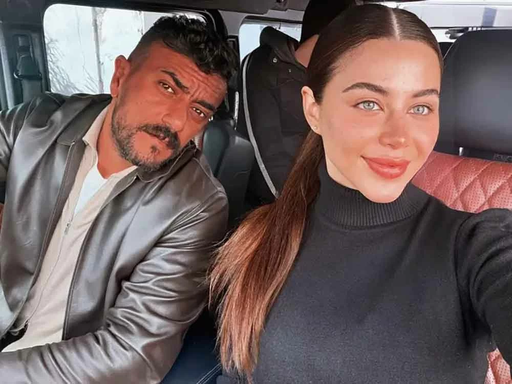 أسمراني جدع مطلق.. فتى أحلام يارا السكري يثير الجدل
