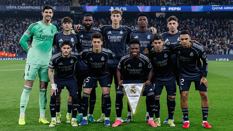 ريال مدريد يتصدر قائمة أغلى تشكيلة في عالم كرة القدم
