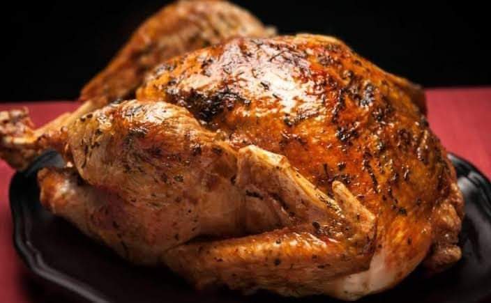 هنفطر ايه النهاردة.. فراخ مشوية ومحشية بالخضار ومكرونة بشاميل وزلابية