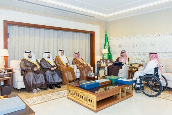 نائب أمير المنطقة الشرقية يطّلع على جهود "طويق" في تأهيل الكوادر الوطنية