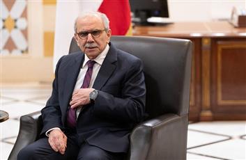 سلام يتهم إيران بعرقلة وقف إطلاق النار في لبنان ويصف حزب الله بأنه أداة نفوذ بيد طهران