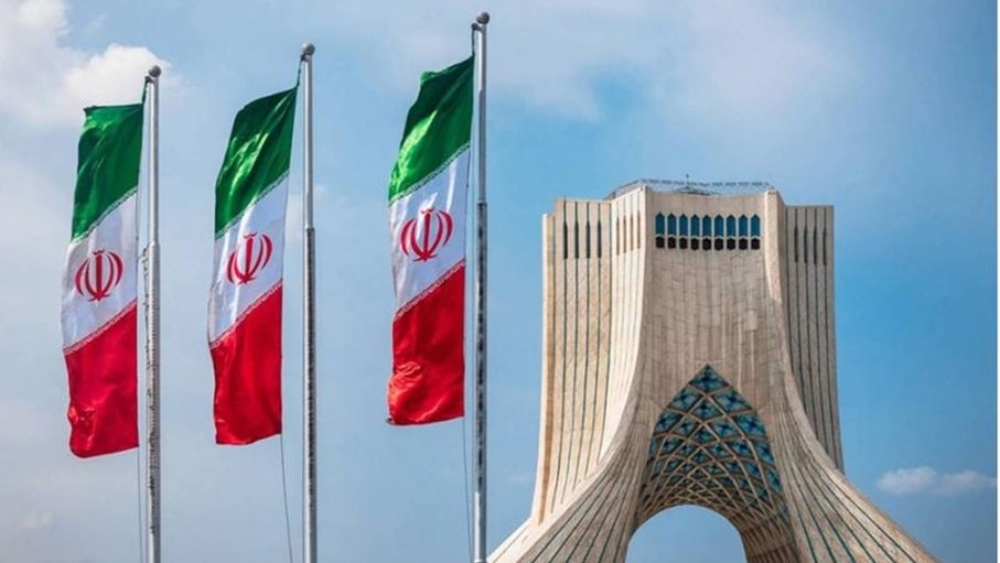 الخارجية الإيرانية: قرار الحرب والسلم يكون وفق دستورنا