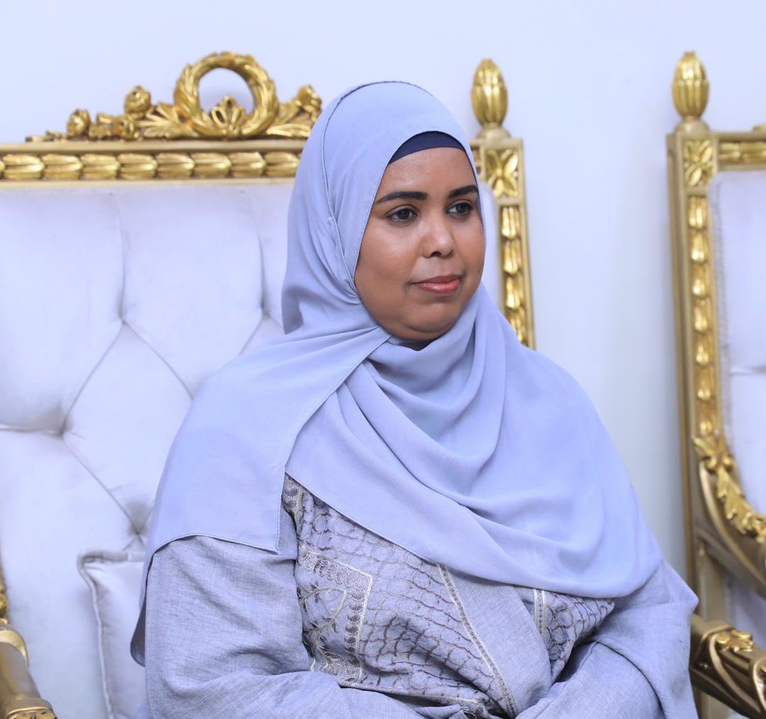 عضو مجلس السيادة د. نوارة تدعو لوحدة أهل الشرق وتؤكد سعي الحكومة لحل مشكلة المياه بالبحر الأحمر