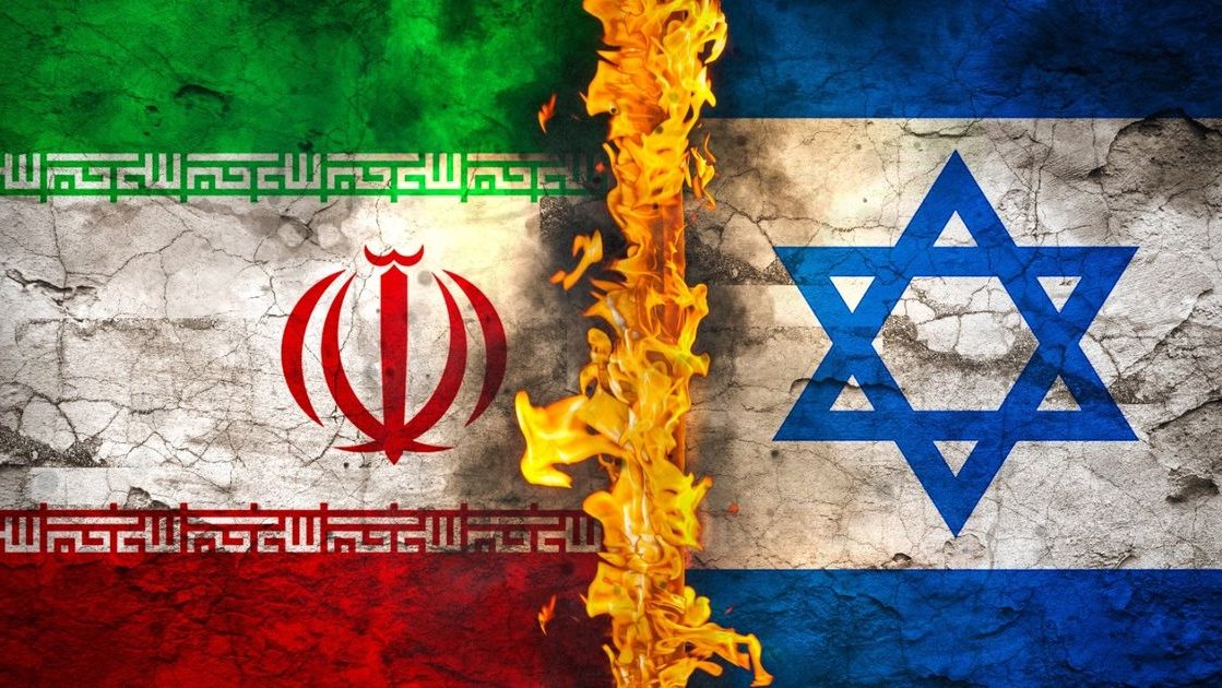 ضربة قاصمة لطهران.. إسرائيل تغتال قائد قوات الصواريخ الباليستية الإيرانية في كرمانشاه