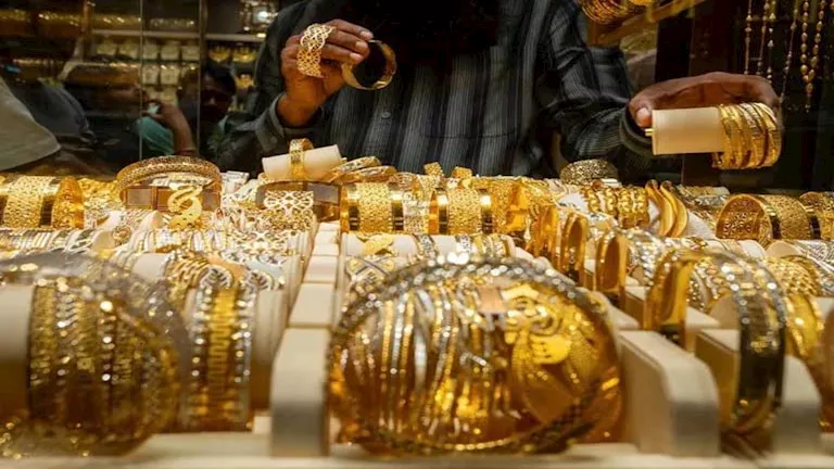 سعر الذهب اليوم في مصر ينخفض في منتصف تعاملات الأربعاء 29-4-2026