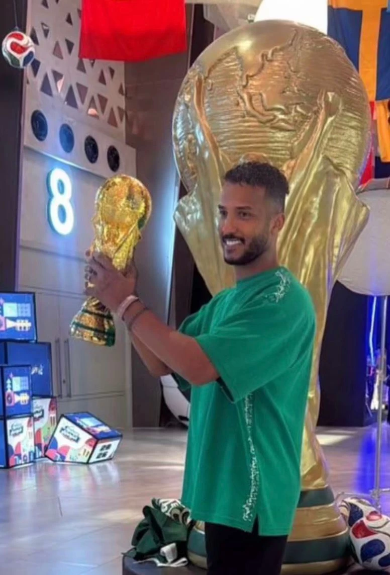 هزازي لـ«عكاظ»: متفائل بنجوم الأخضر أمام إسبانيا