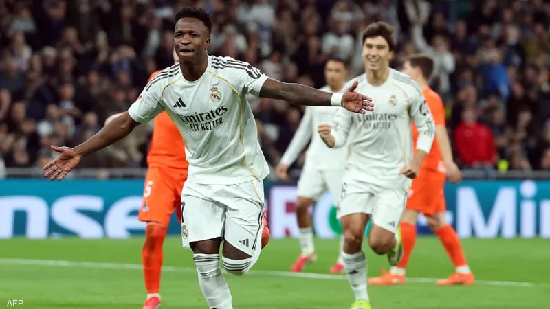 ريال مدريد يكرم ضيافة سوسييداد برباعية ويعتلي صدارة الدوري الإسباني مؤقتاً