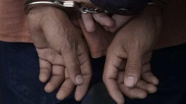 تجديد حبس تشكيل عصابي بتهمة النصب والاحتيال على المواطنين بالمنيا