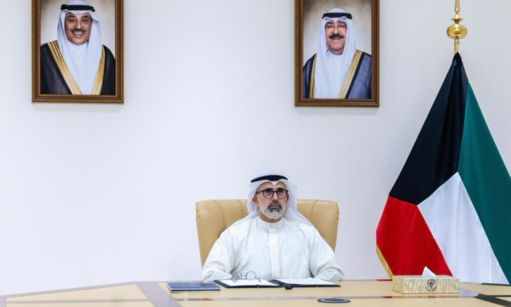 وزير الخارجية يجدد إدانة دولة الكويت للهجمات الإيرانية الآثمة التي استهدفت البلاد ويؤكد تمسكها بحق الدفاع عن نفسها