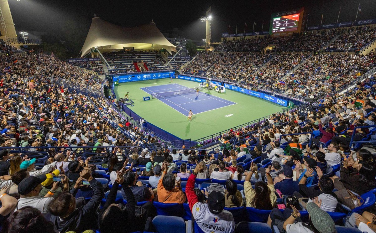 حضور جماهيري لافت في ربع نهائي بطولة دبي للتنس
