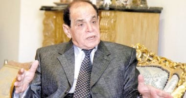 صلاح فوزى يستفسر من رئيس النواب عن مصير معهد التدريب البرلمانى