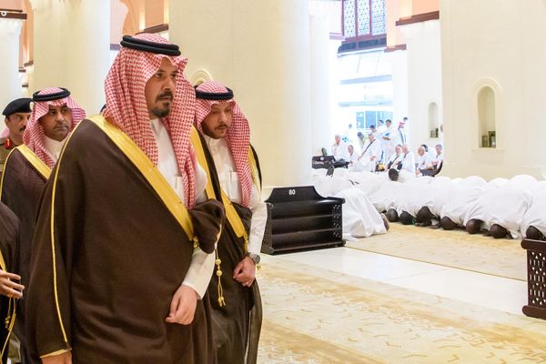 أمير المدينة يتفقد ميقات ذي الحليفة